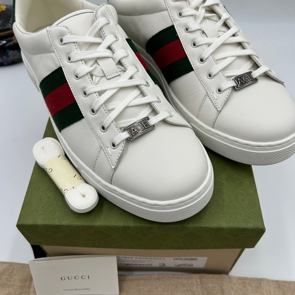Men’s Gucci, ace leather, web striped sneakers size 10 made in Italy. - Picture 6 of 12